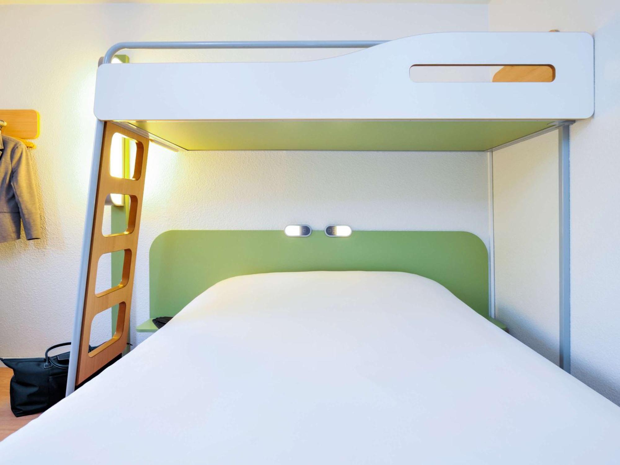 Ibis Budget Centre 2*